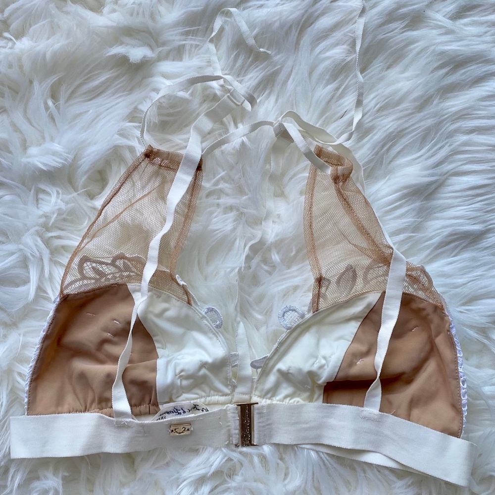 Lucia halter bra - Picture 14 of 16